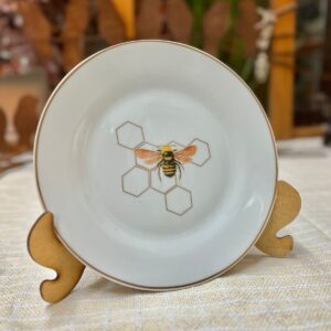 PRATO DE SOBREMESA DE ABELHA EM PORCELANA